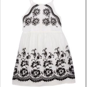 Black and White Floral Lace Dress